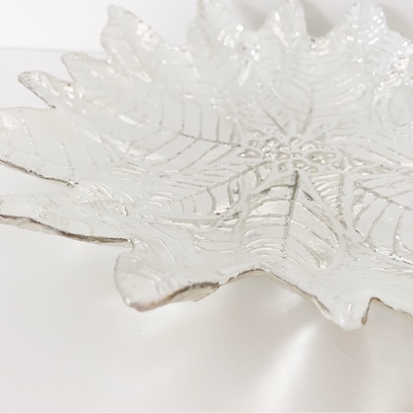 Vintage Akcam Glass Leaf Bowl – White and Silver, Handmade in Turkey, 11” - Picture 4 of 8